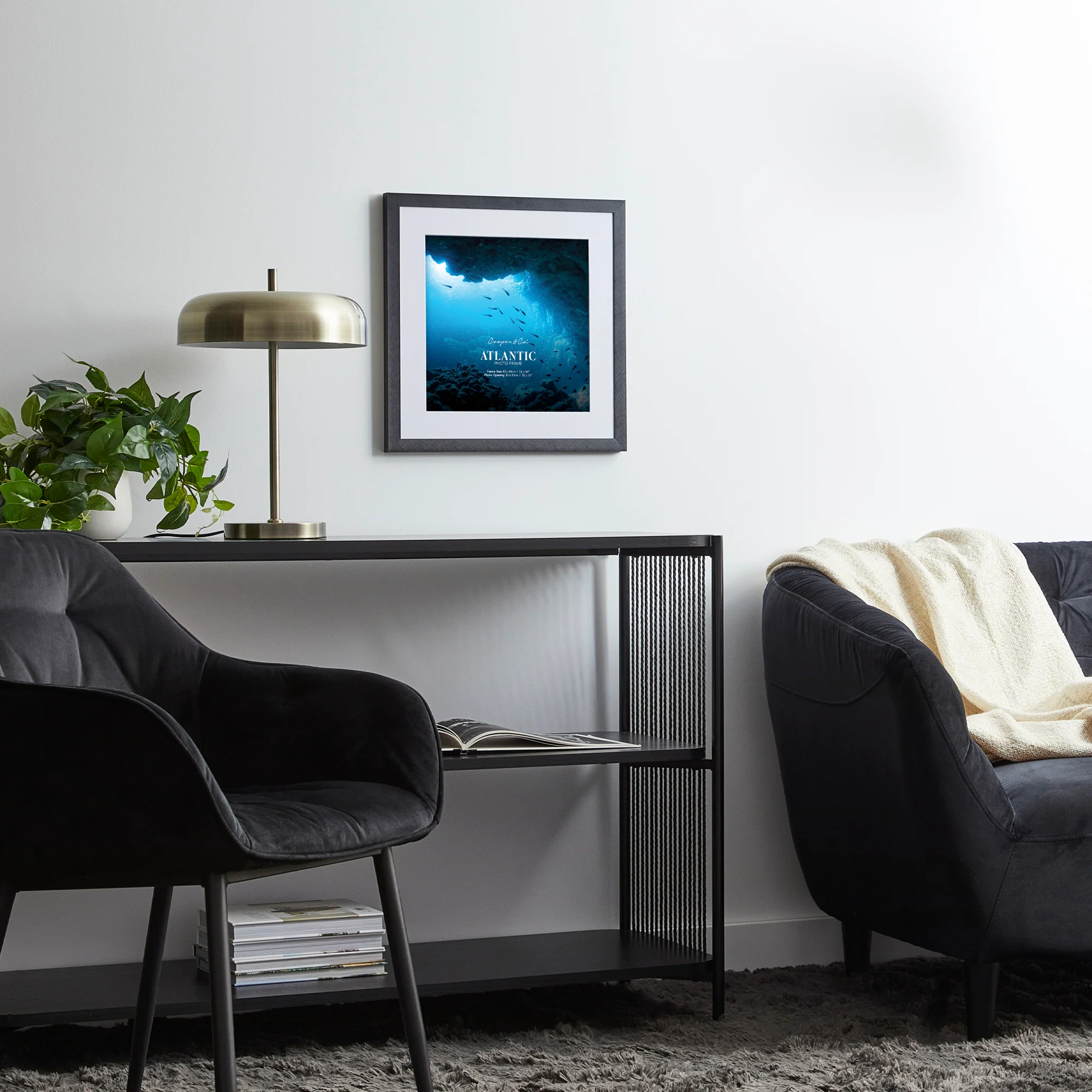 40x40cm Mat to 30x30cm Boldline Metal Photo Frame - Image 6