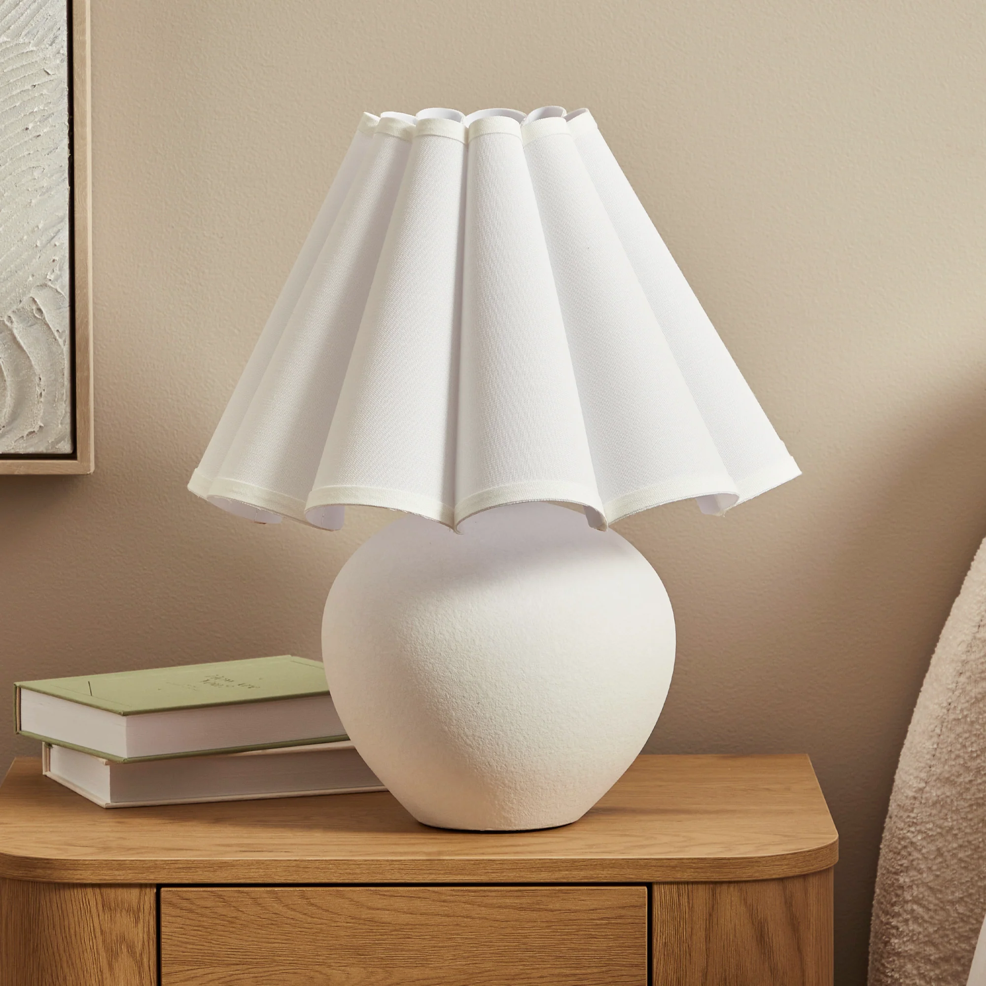 Amalie Table Lamp White - Image 2