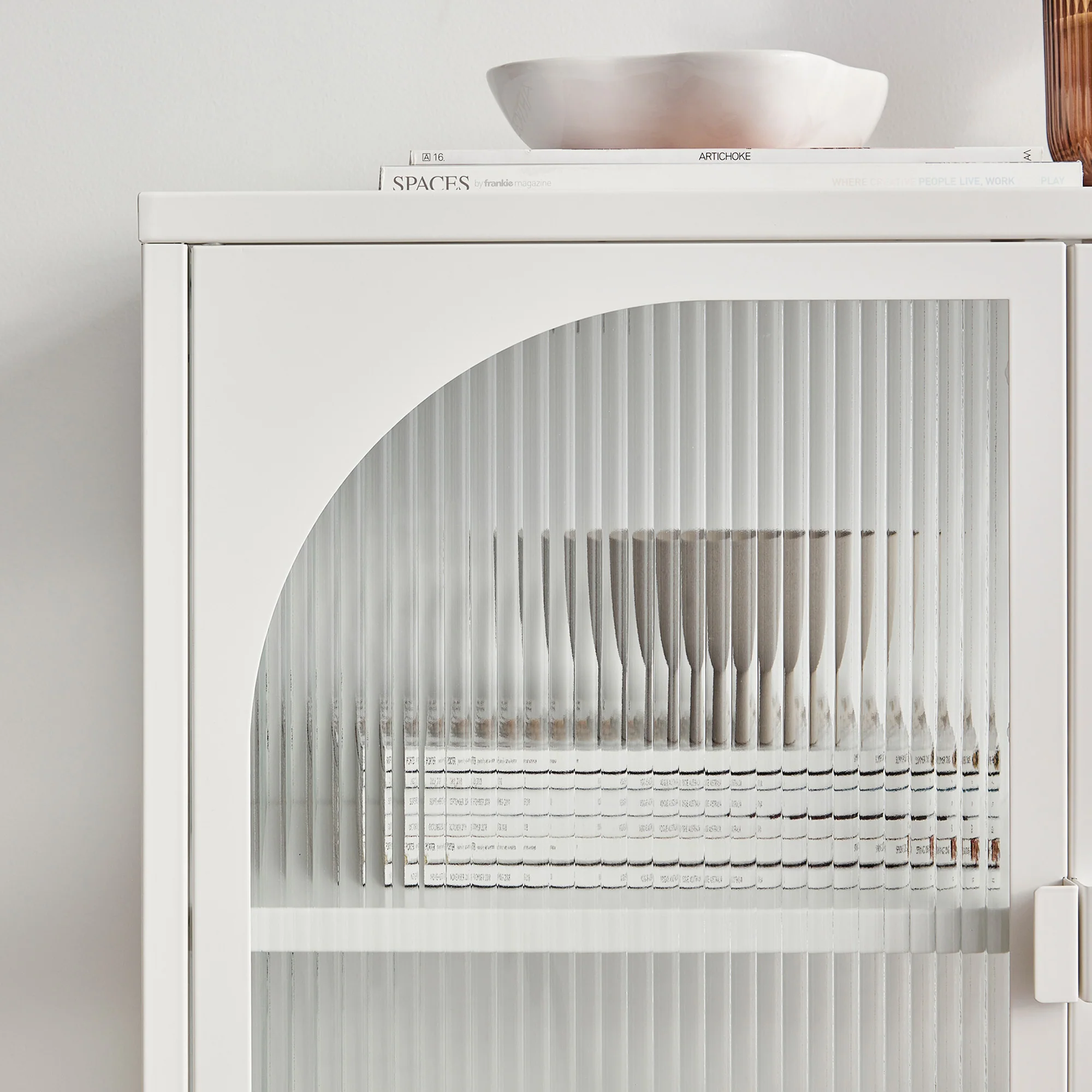 Eve Modern Metal Cabinet White - Image 10