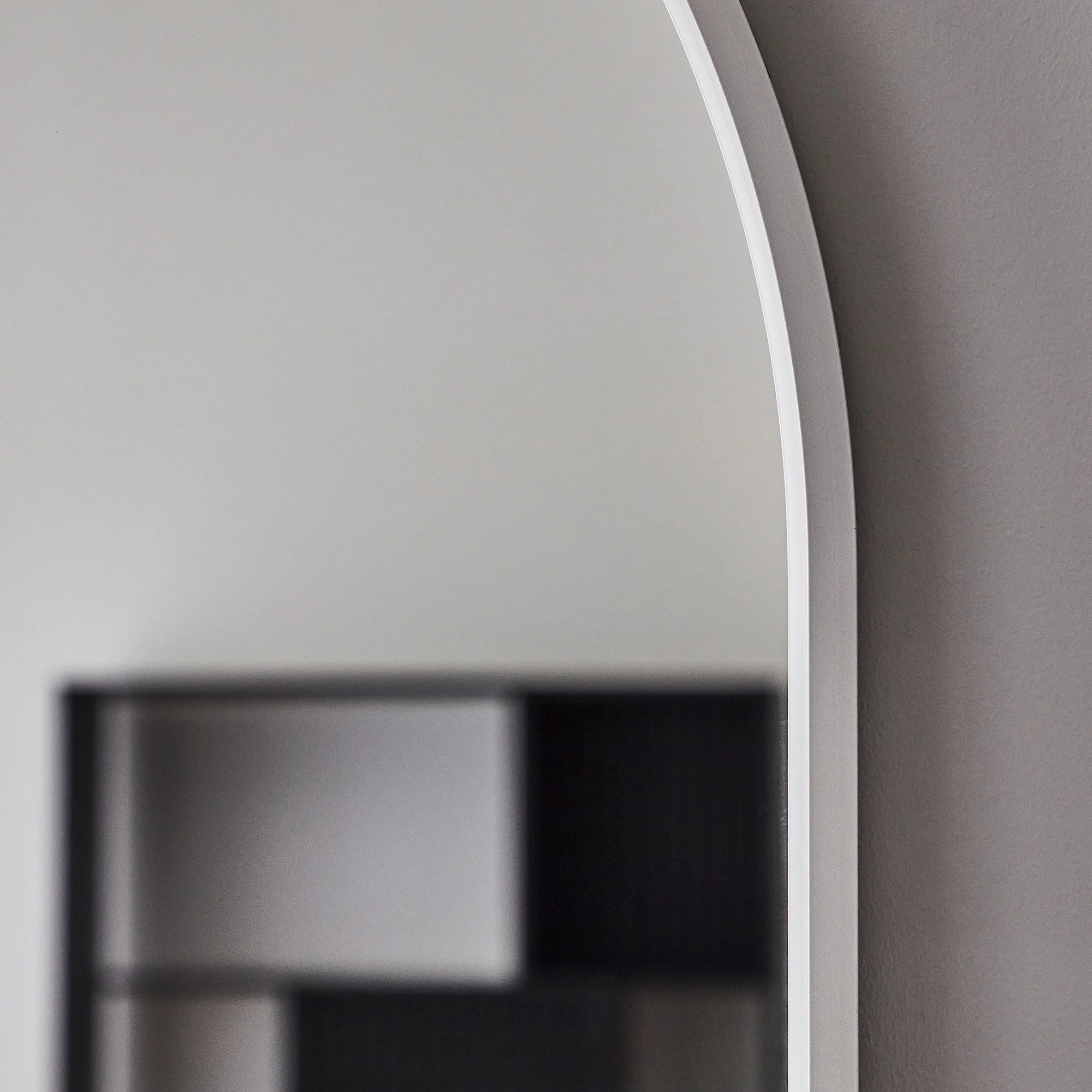 Front Illuminated 90cm LED Arch Mirror - Image 8