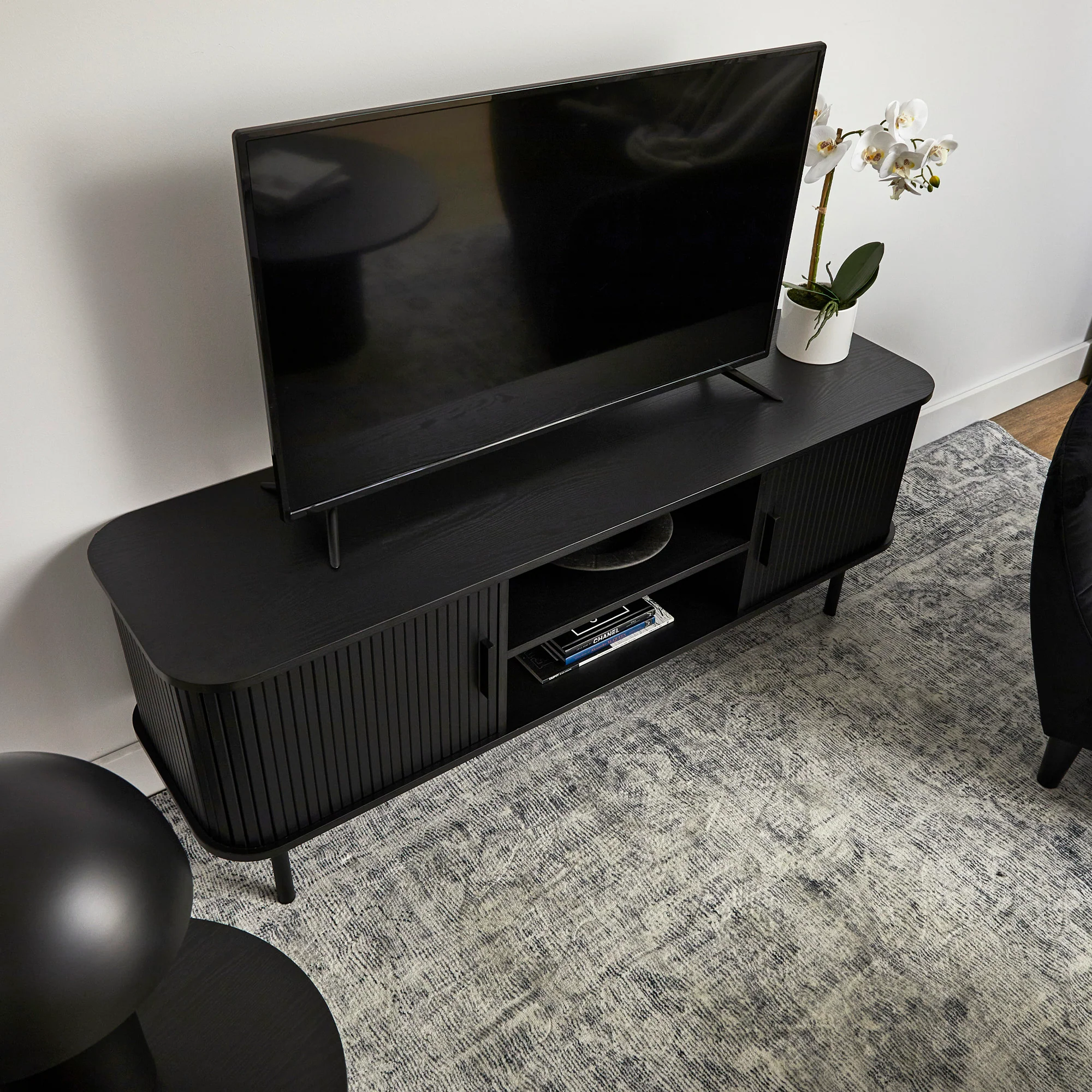 Haven Sliding Door Entertainment Unit Black (140cm) - Image 11
