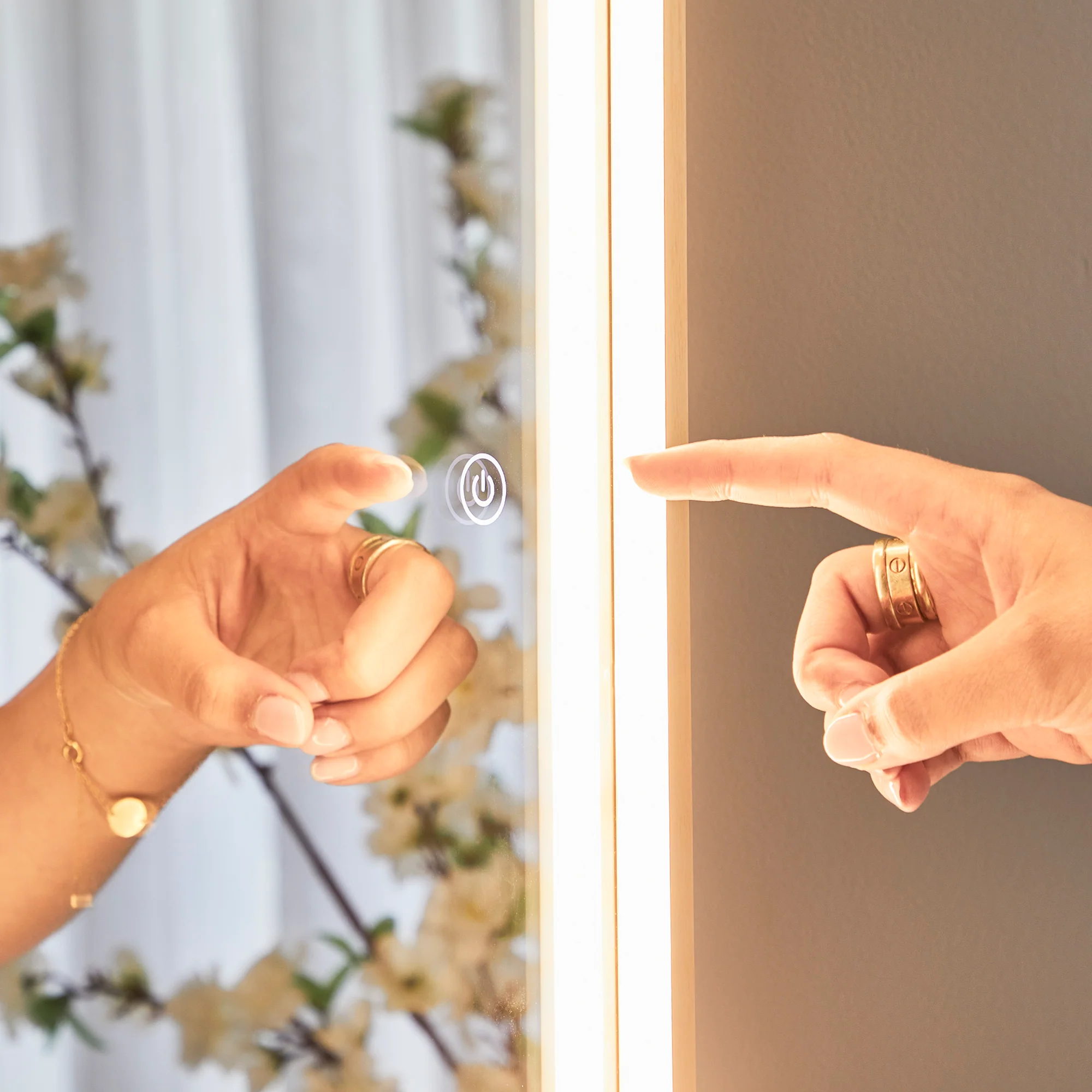 Luna 180cm Arch Front Illuminated Mirror Gold - Image 10
