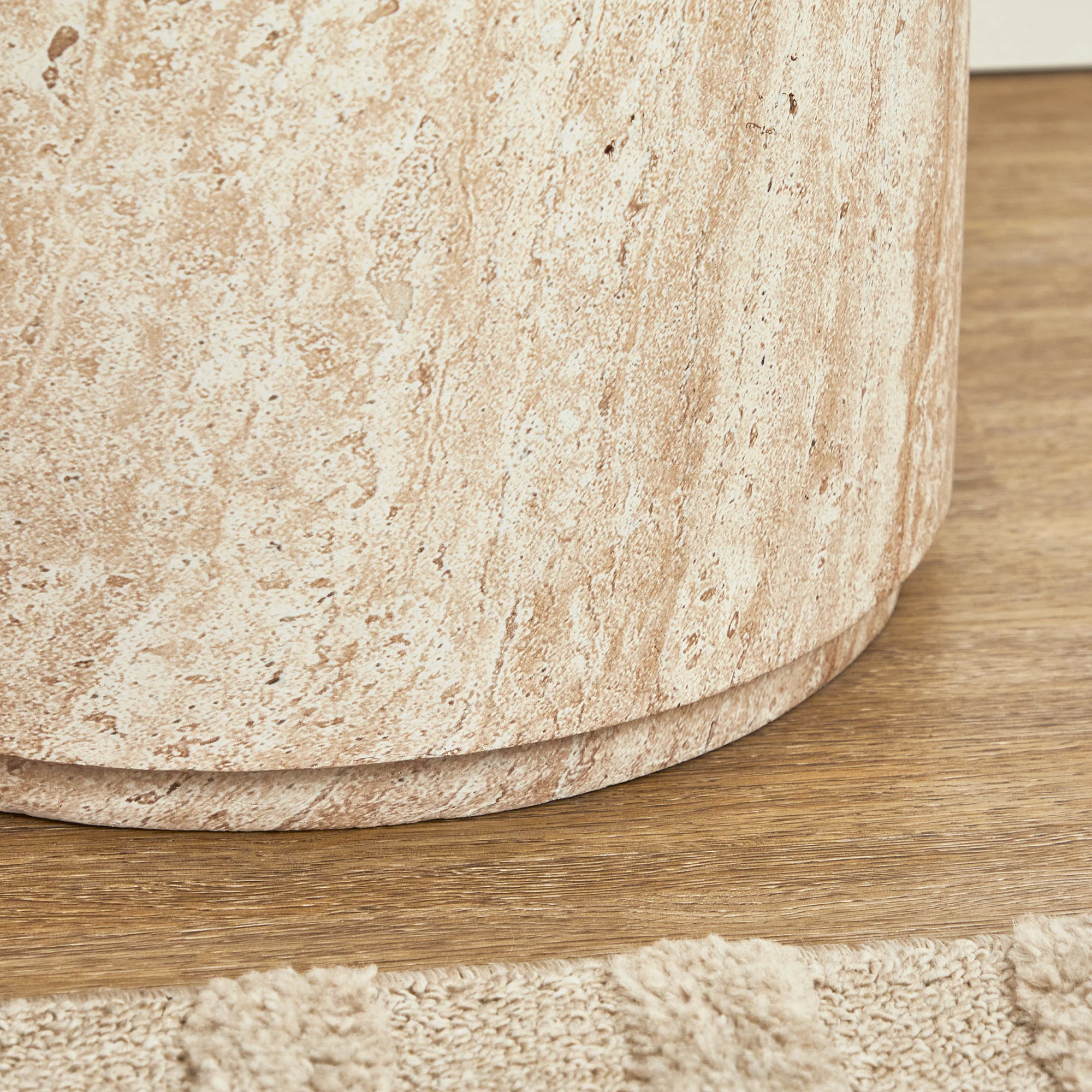 Maria Travertine Look Plinth - Image 9