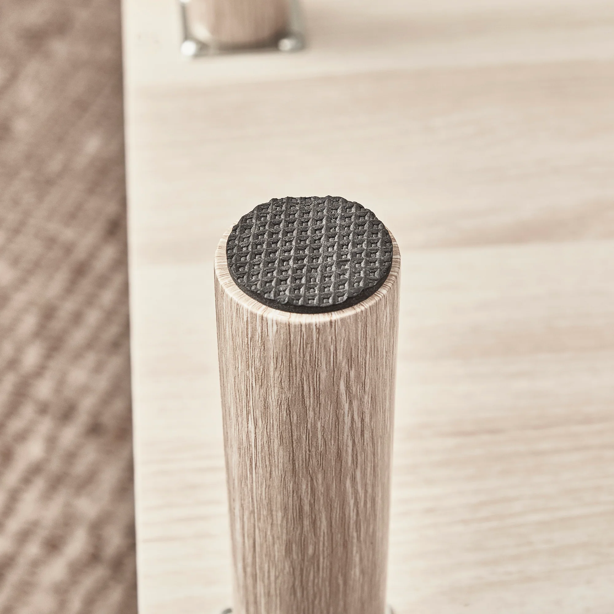 Norquay Bedside Table Light Oak (Set of 2) - Image 9