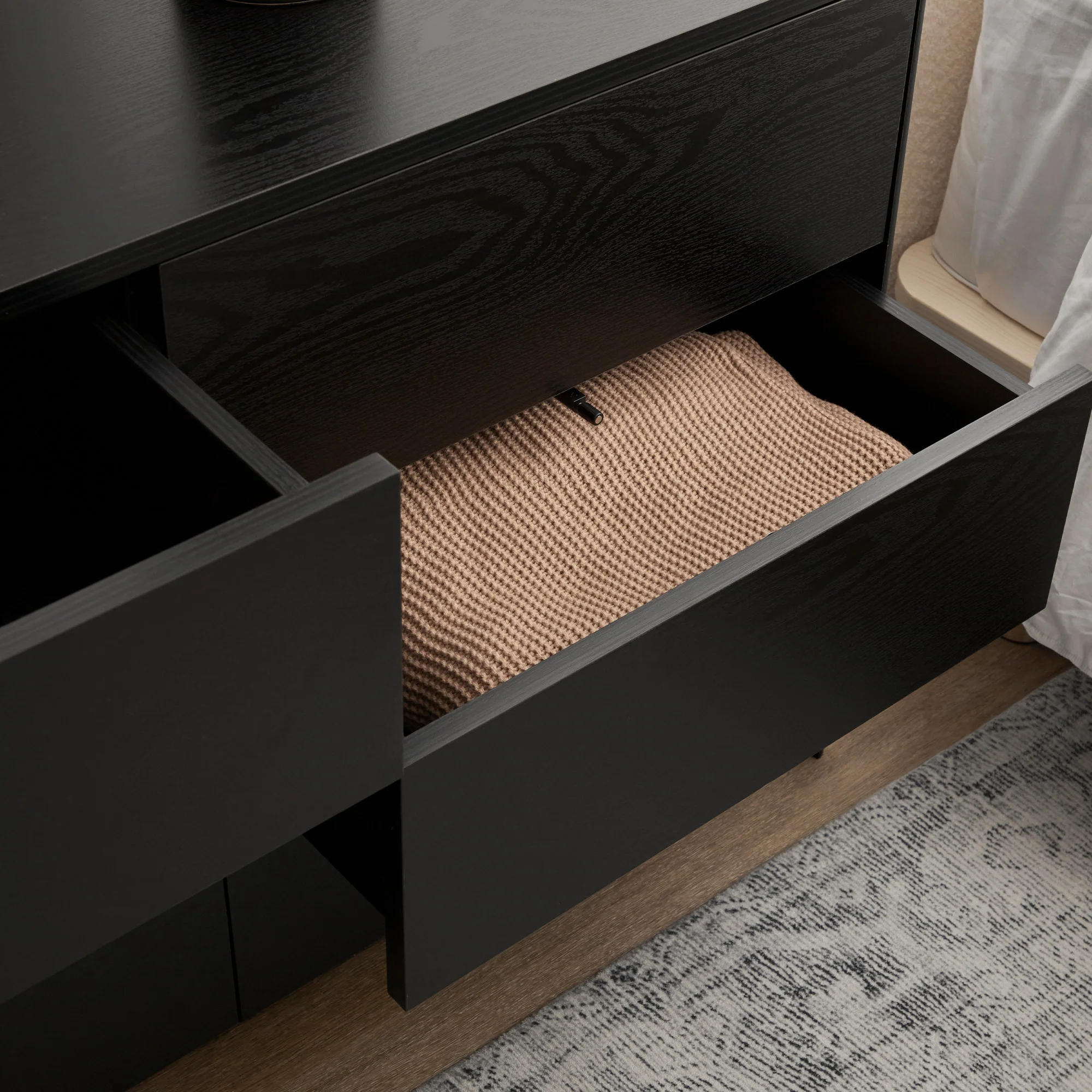 Oxford Chest of 6 Drawers Black - Image 8